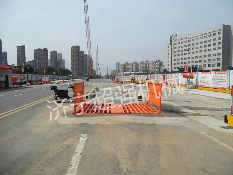 宅男视频（qiáng）100T工程洗（xǐ）車機
